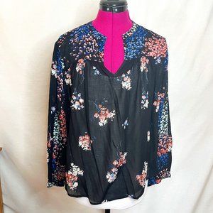 Womens Lucky Brand Black Floral Blouse. Size Large